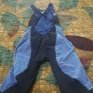 Arena size 24 tech suit
